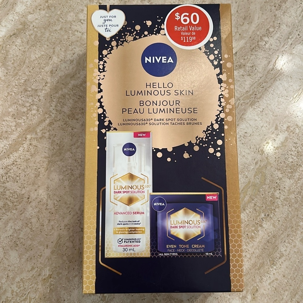 NWT Nivea luminous 630 dark spot solution gift set